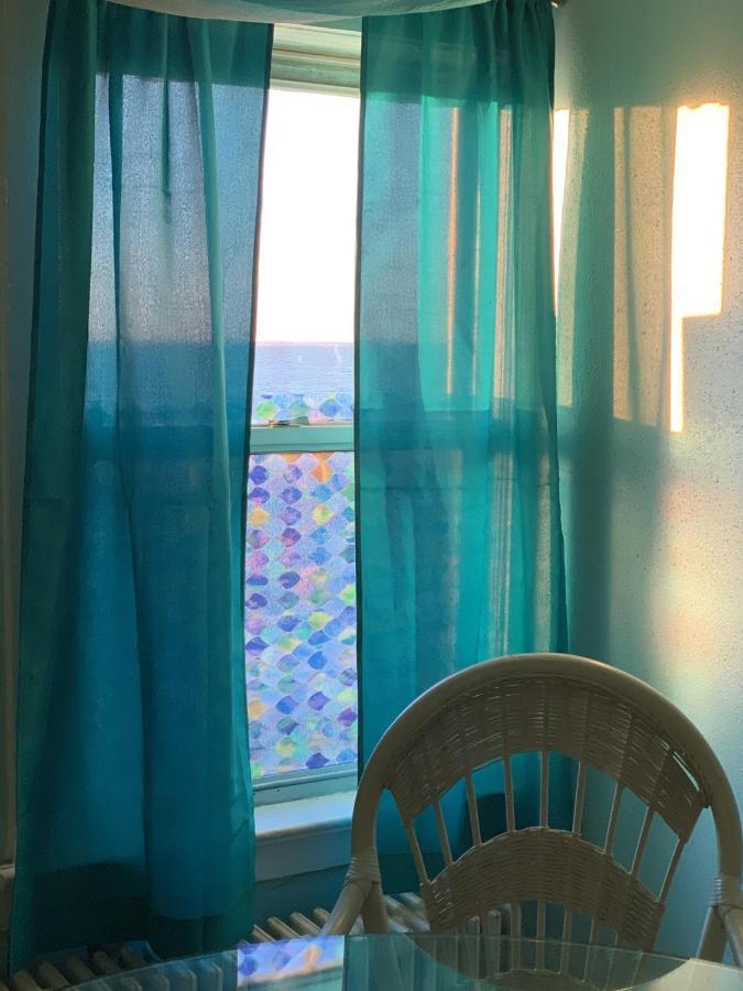 Rustic Rooftop Delight - Bay Front Apts 罗福 外观 照片